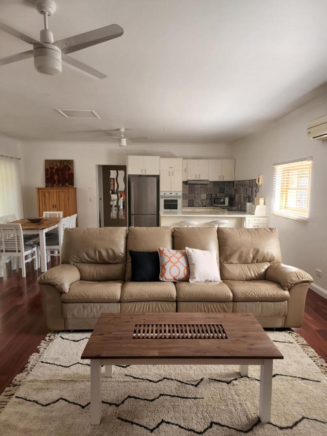 Brom Cottage Mooloolah Esterno foto